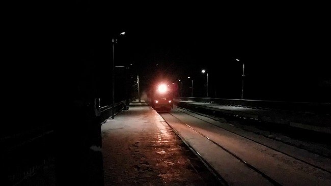 Три фонаря сзади у электрички